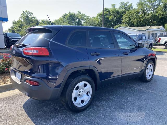 used 2015 Jeep Cherokee car, priced at $8,972