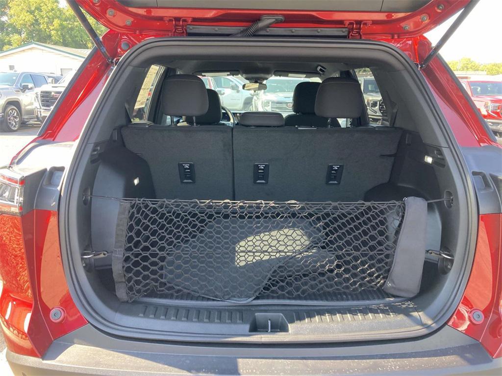 new 2026 Chevrolet Equinox car, priced at $31,410