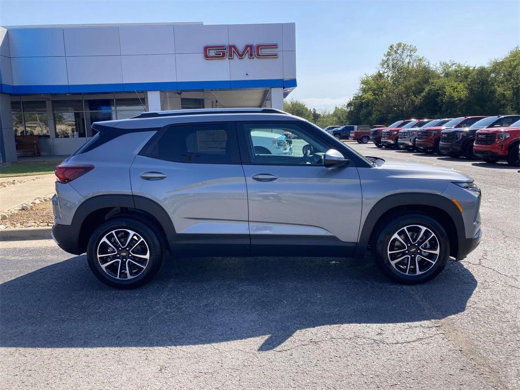 new 2026 Chevrolet TrailBlazer car, priced at $28,935
