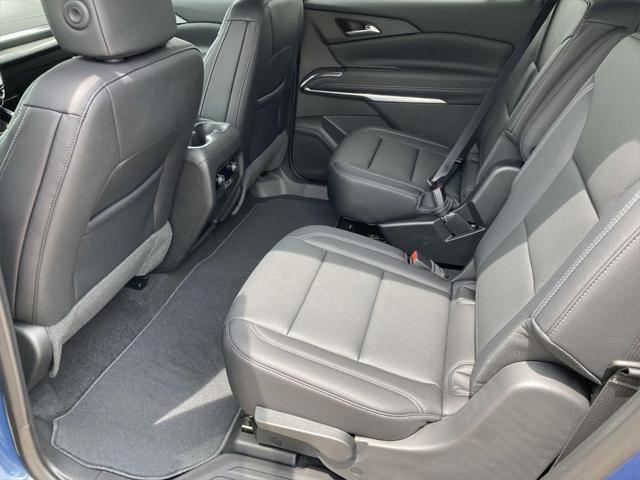 new 2025 Chevrolet Traverse car, priced at $43,195
