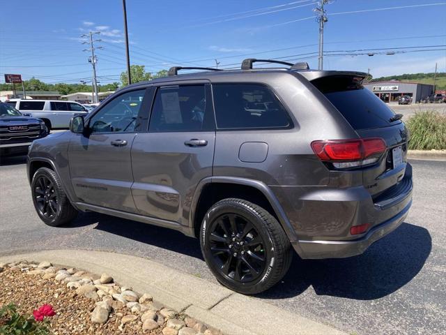 used 2018 Jeep Grand Cherokee car, priced at $18,144