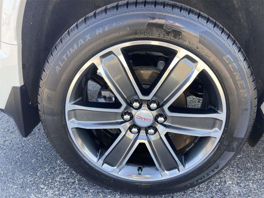 used 2019 GMC Acadia car, priced at $20,744