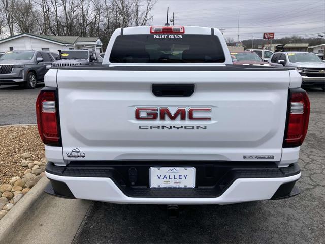 new 2024 GMC Canyon car