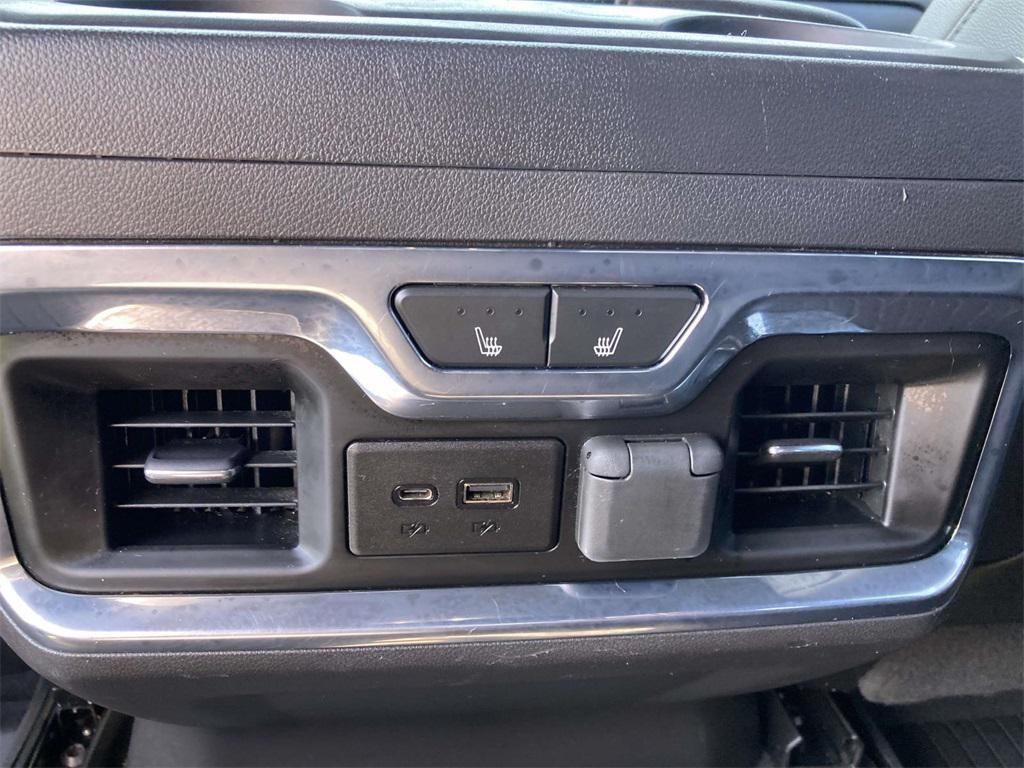 used 2020 GMC Sierra 1500 car, priced at $31,932