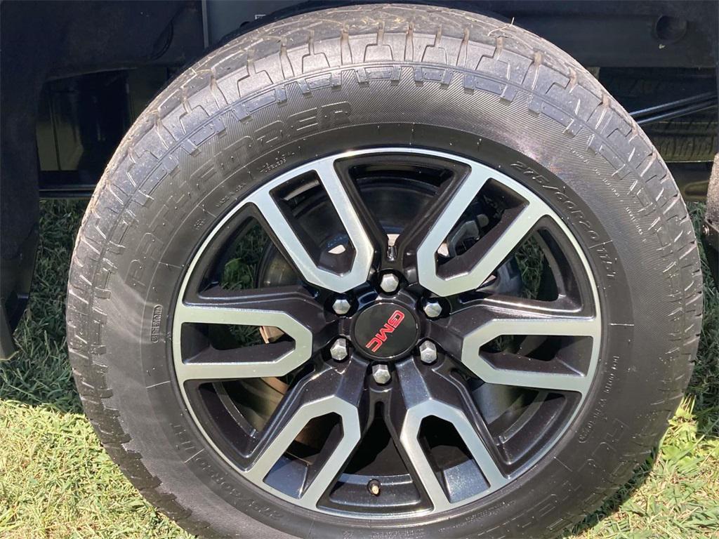 used 2020 GMC Sierra 1500 car, priced at $31,932