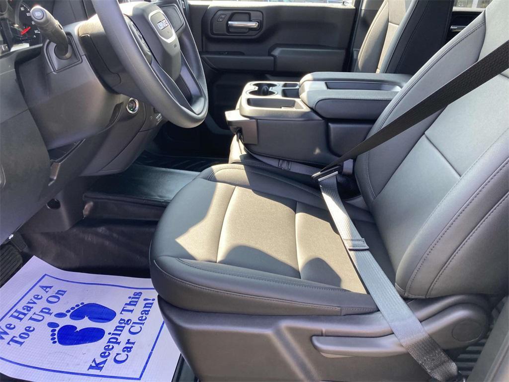 new 2024 GMC Sierra 2500 car, priced at $60,803