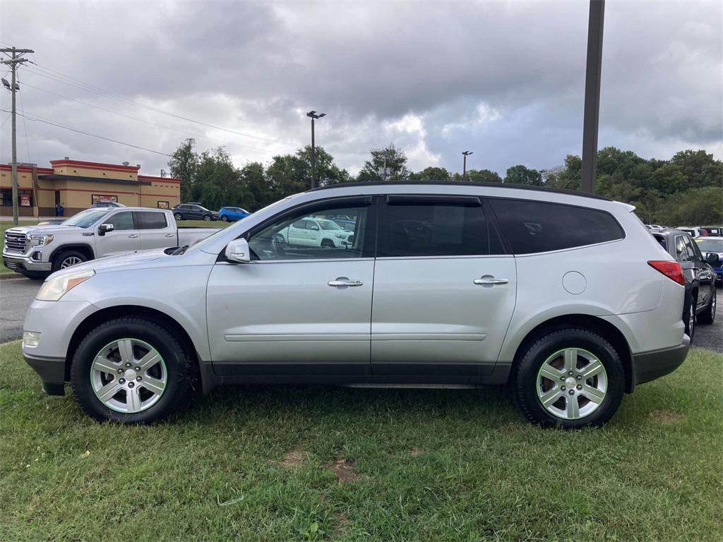 used 2012 Chevrolet Traverse car, priced at $6,988