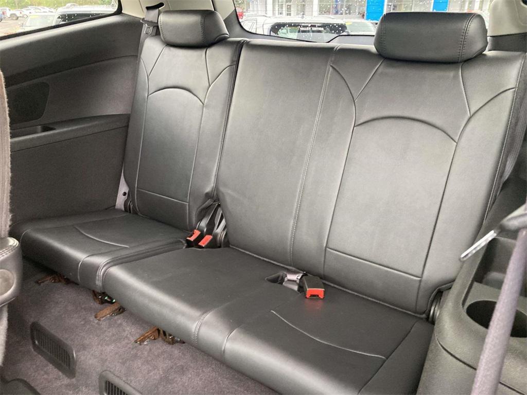 used 2012 Chevrolet Traverse car, priced at $6,988