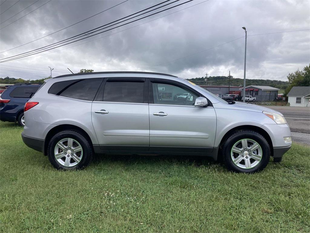 used 2012 Chevrolet Traverse car, priced at $6,988