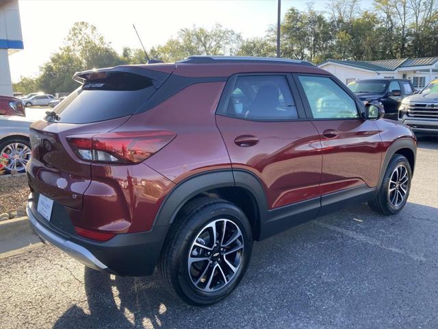 new 2025 Chevrolet TrailBlazer car, priced at $28,080