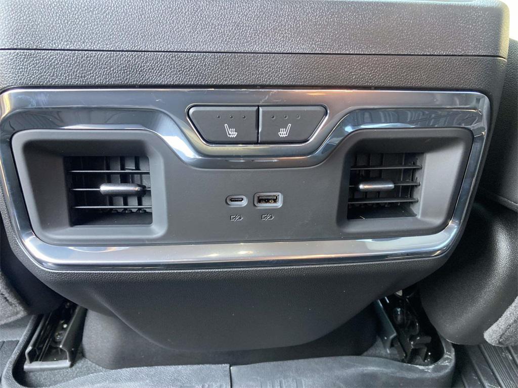 new 2026 GMC Sierra 1500 car, priced at $68,280