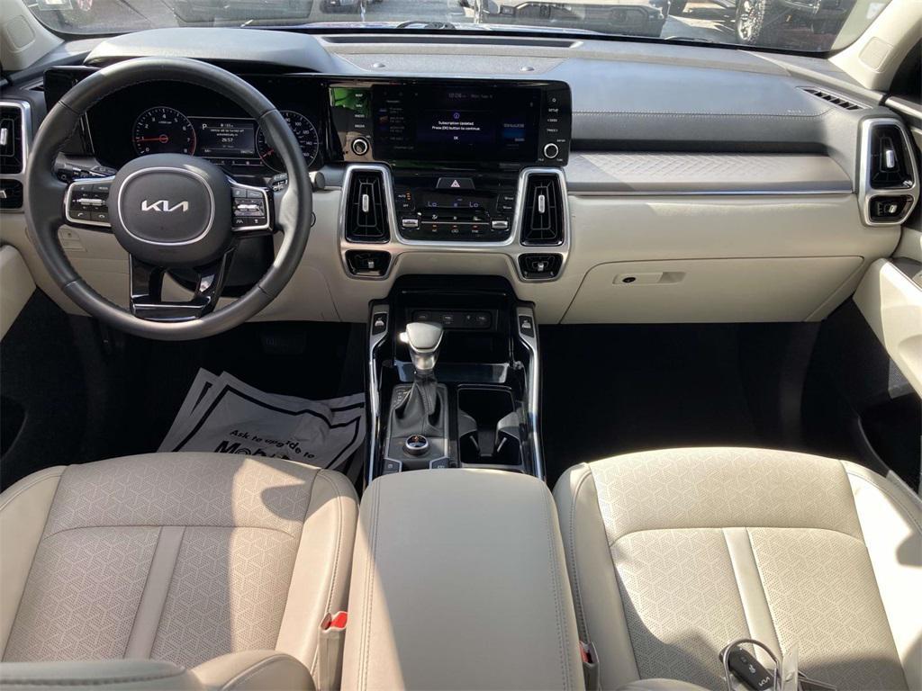 used 2022 Kia Sorento car, priced at $29,411