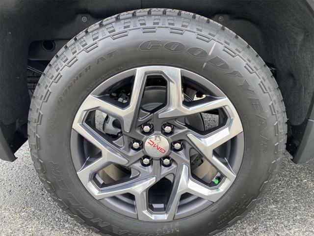 new 2025 GMC Sierra 1500 car, priced at $67,995