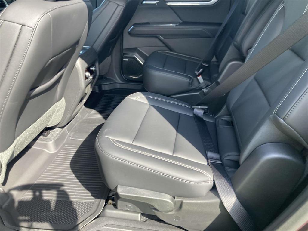 new 2025 GMC Acadia car, priced at $46,550