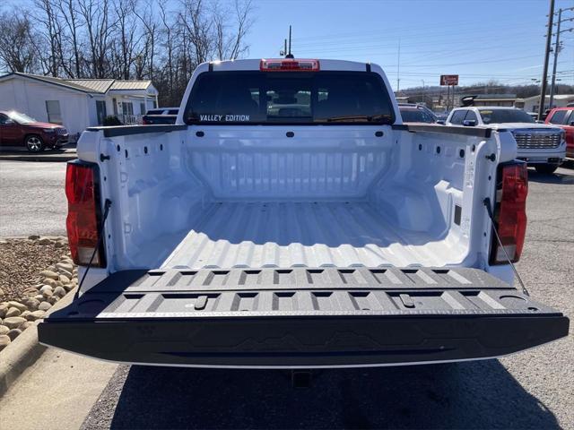 new 2025 Chevrolet Colorado car, priced at $45,815