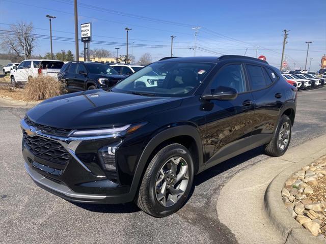 new 2025 Chevrolet Trax car, priced at $24,985