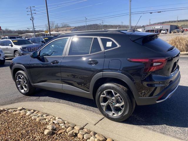 new 2025 Chevrolet Trax car, priced at $24,985