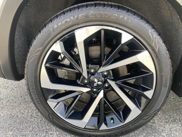 used 2023 Mitsubishi Outlander PHEV car, priced at $26,999