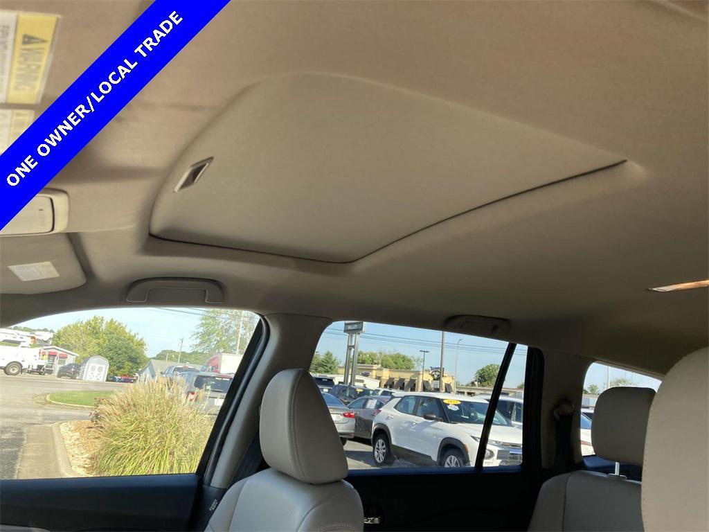 used 2016 Honda Pilot car, priced at $19,532