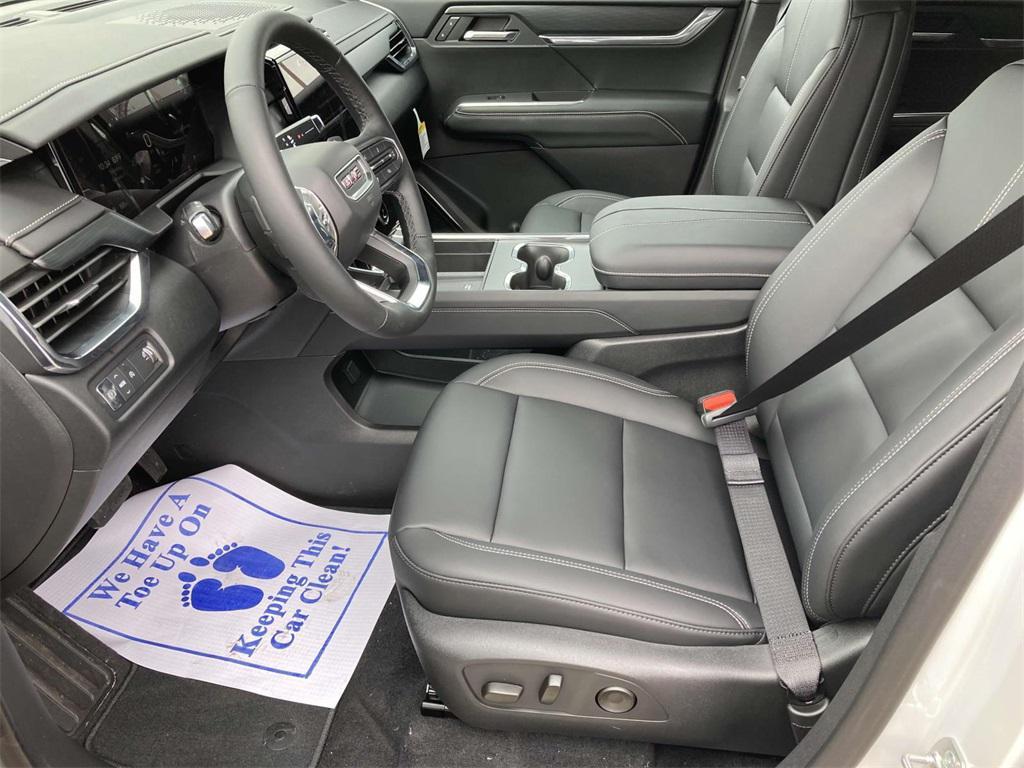 new 2025 GMC Acadia car, priced at $45,450