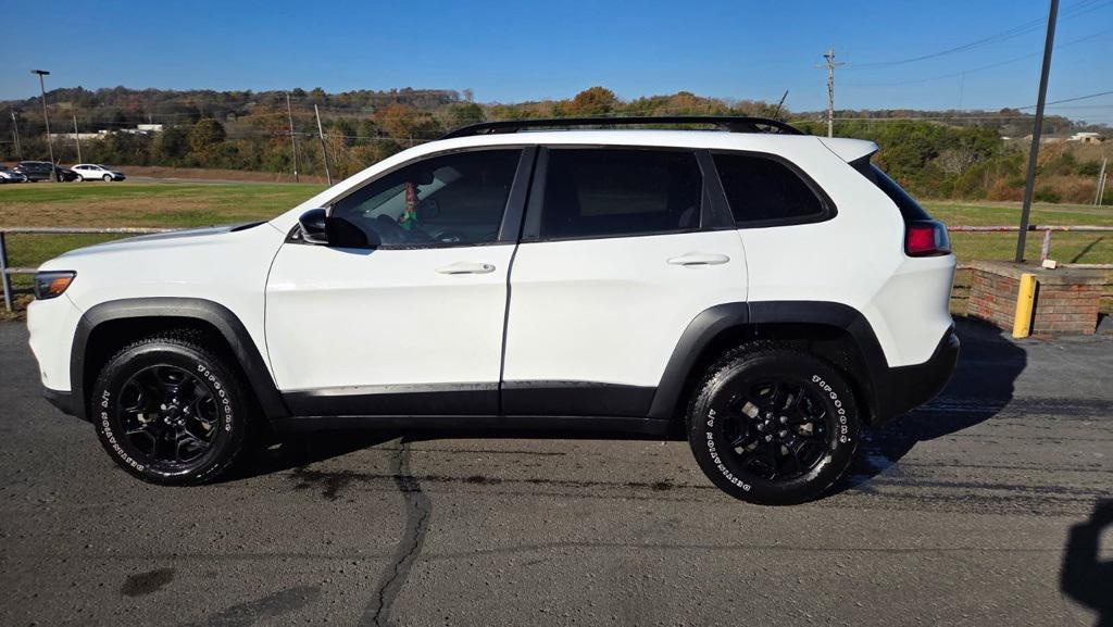 used 2022 Jeep Cherokee car, priced at $22,977