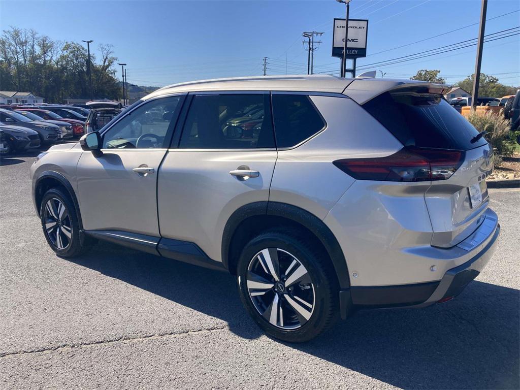 used 2024 Nissan Rogue car, priced at $28,286