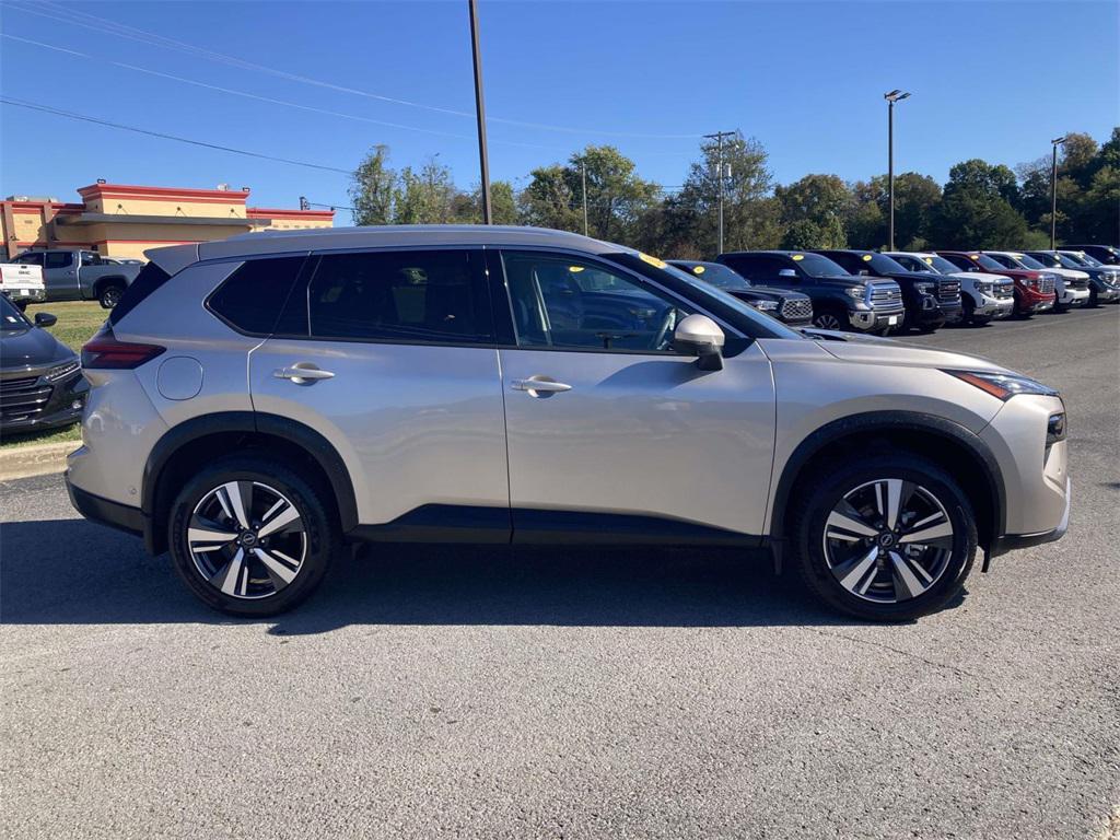 used 2024 Nissan Rogue car, priced at $28,286