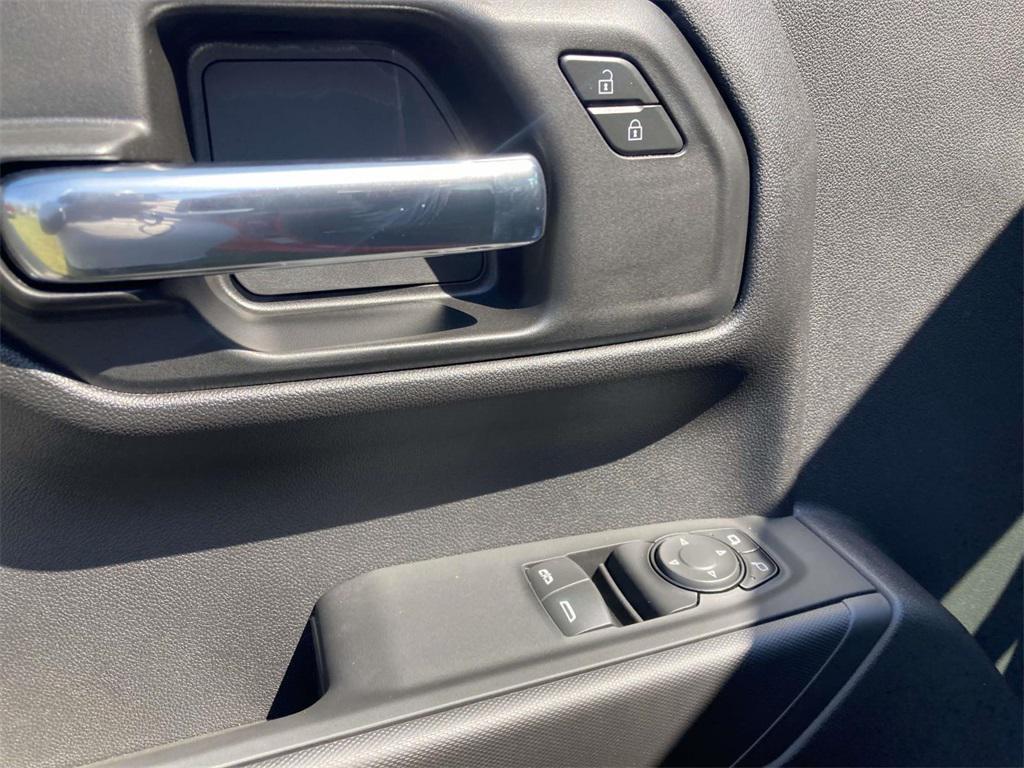 new 2026 GMC Sierra 1500 car, priced at $42,290