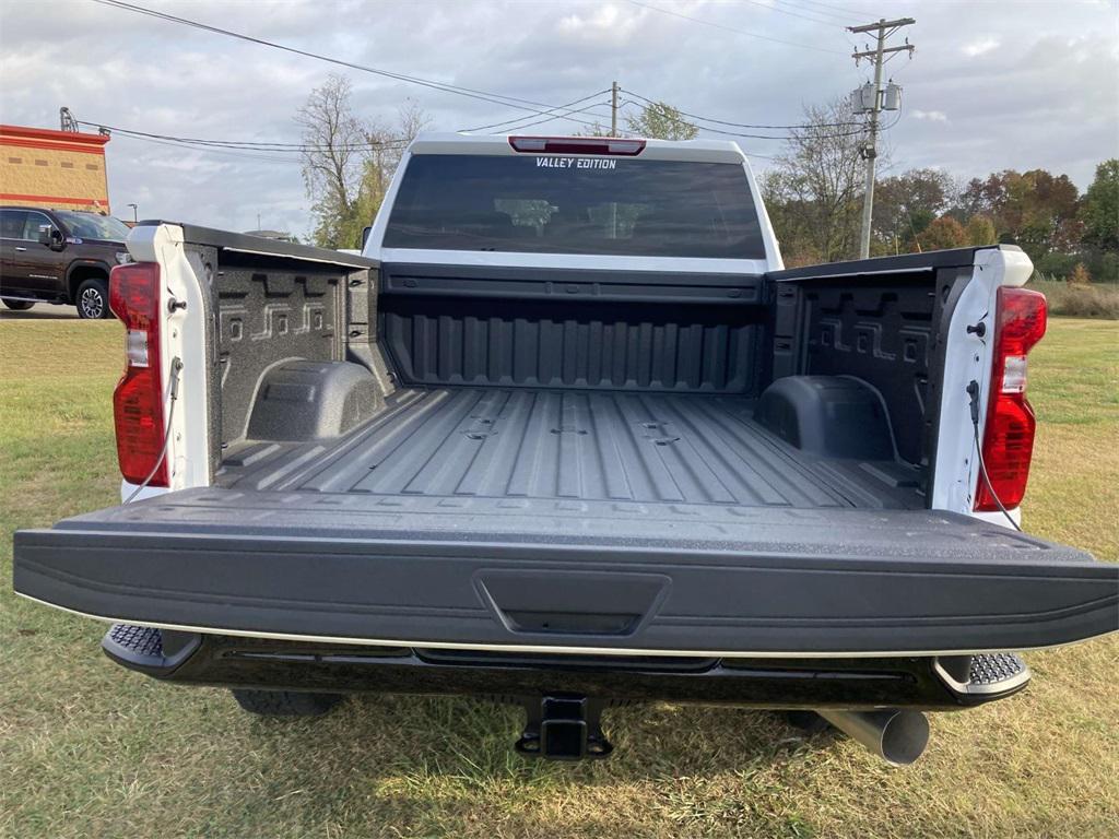 new 2025 Chevrolet Silverado 2500 car, priced at $59,985