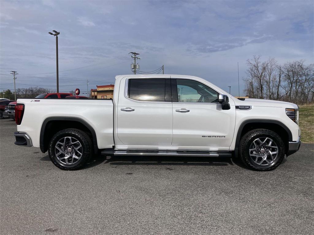 new 2025 GMC Sierra 1500 car, priced at $61,170