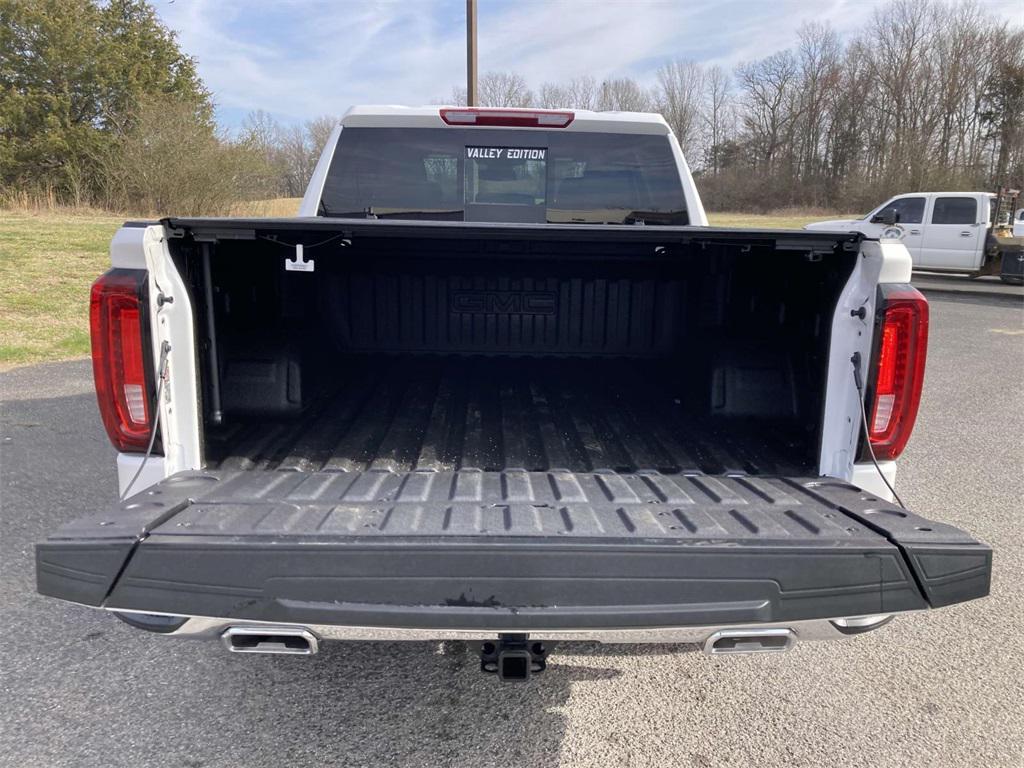new 2025 GMC Sierra 1500 car, priced at $61,170