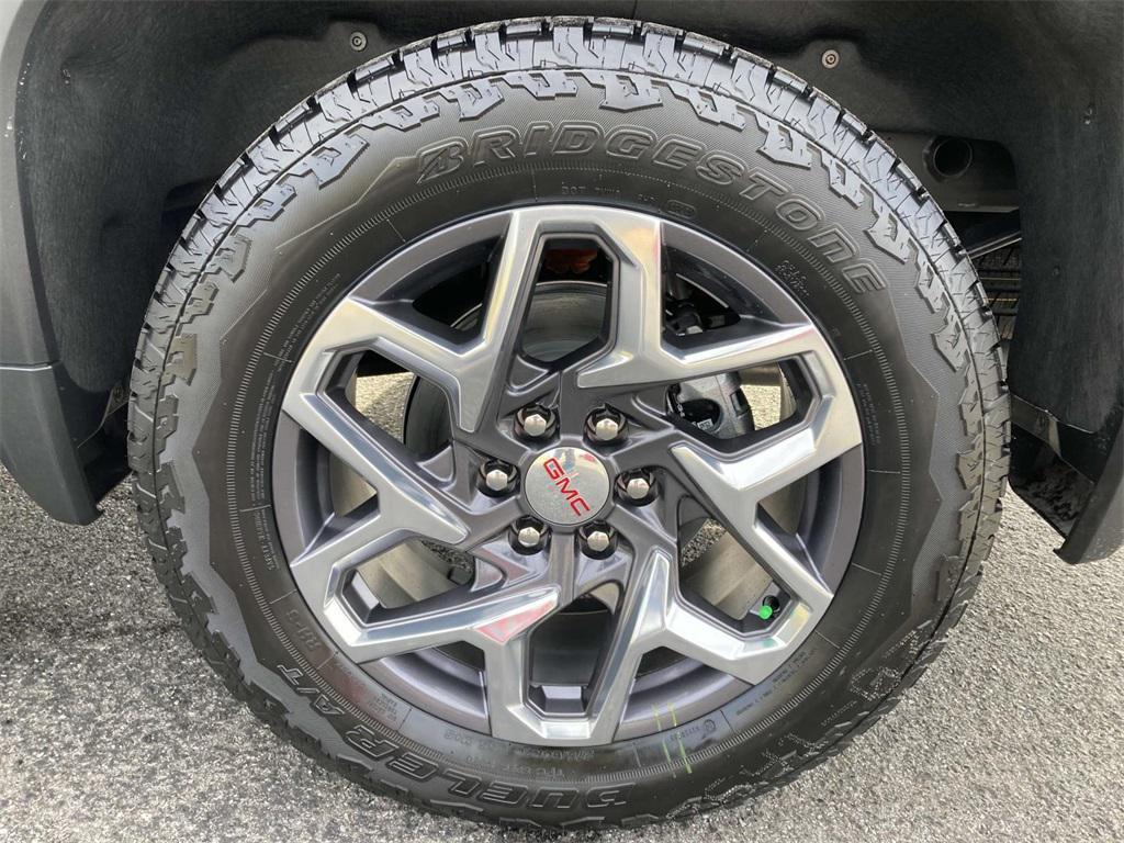 new 2025 GMC Sierra 1500 car, priced at $61,170