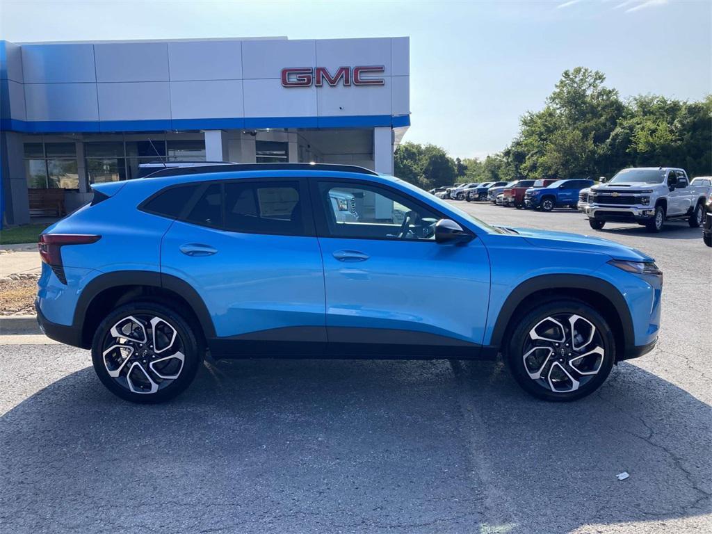 new 2025 Chevrolet Trax car, priced at $26,390