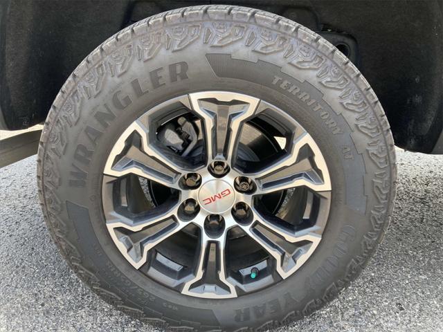 used 2024 GMC Canyon car, priced at $40,972