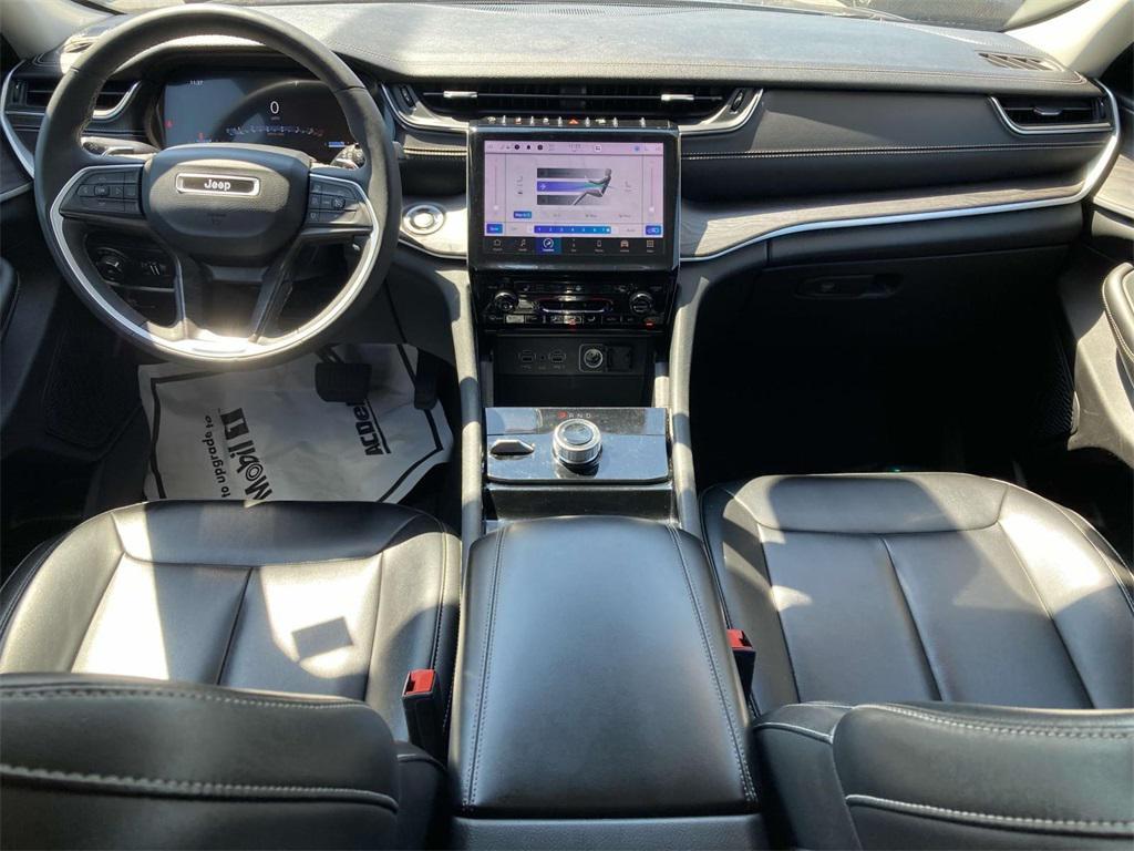 used 2023 Jeep Grand Cherokee car, priced at $28,986