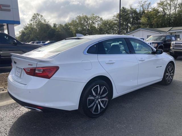 new 2024 Chevrolet Malibu car, priced at $27,890