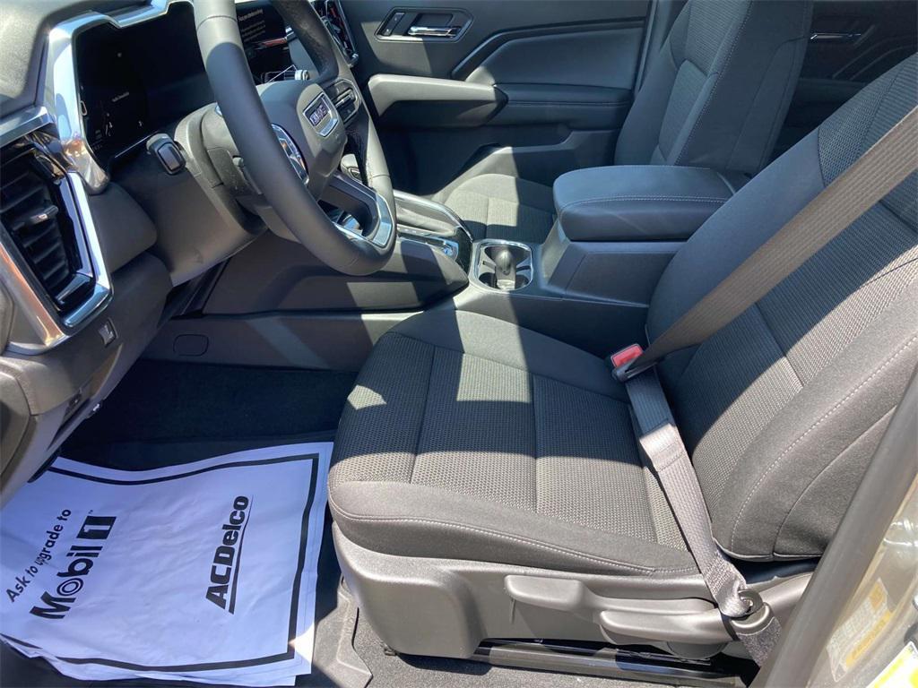 new 2026 GMC Canyon car, priced at $39,255