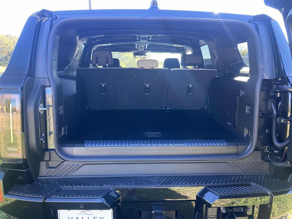 new 2026 GMC HUMMER EV SUV car, priced at $100,470
