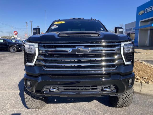 used 2024 Chevrolet Silverado 2500 car, priced at $75,972