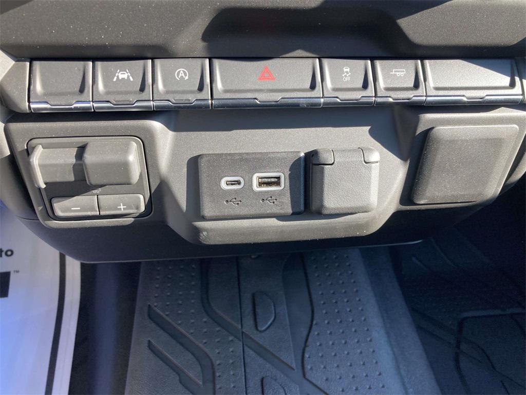 new 2026 Chevrolet Silverado 1500 car, priced at $39,095
