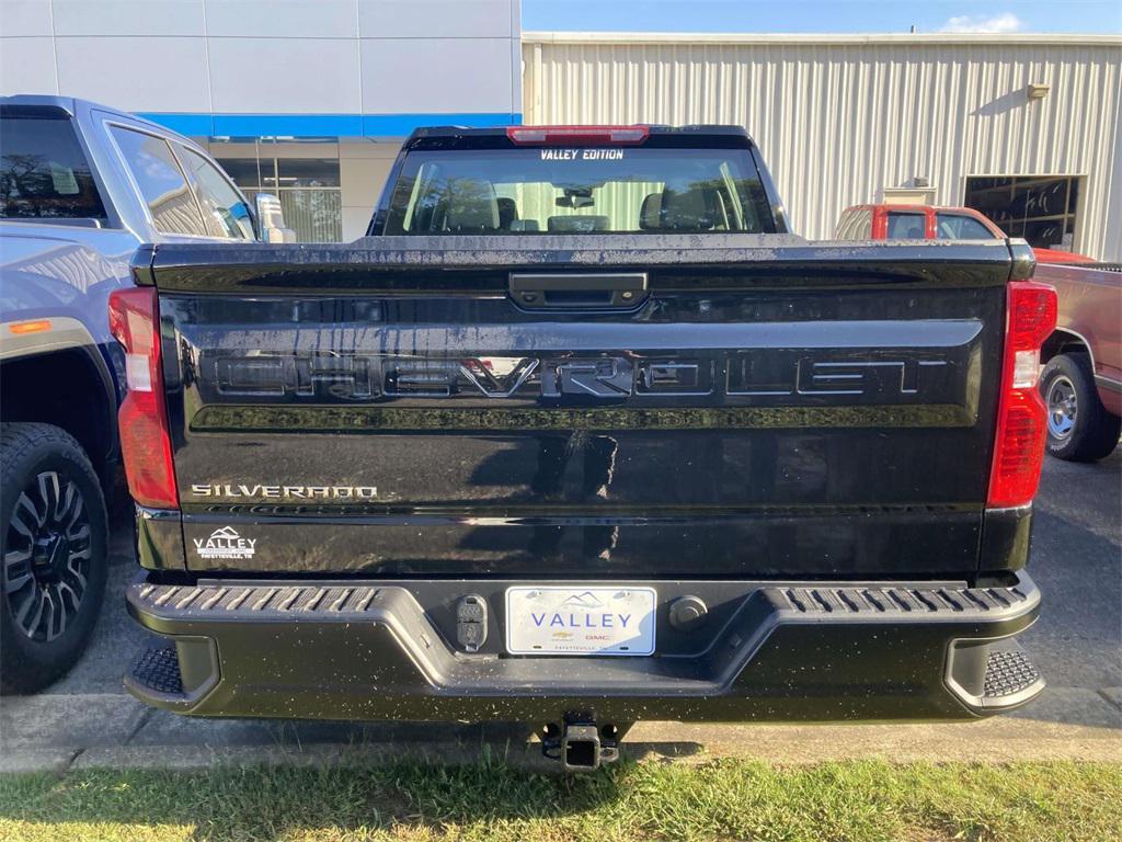 new 2026 Chevrolet Silverado 1500 car, priced at $39,095