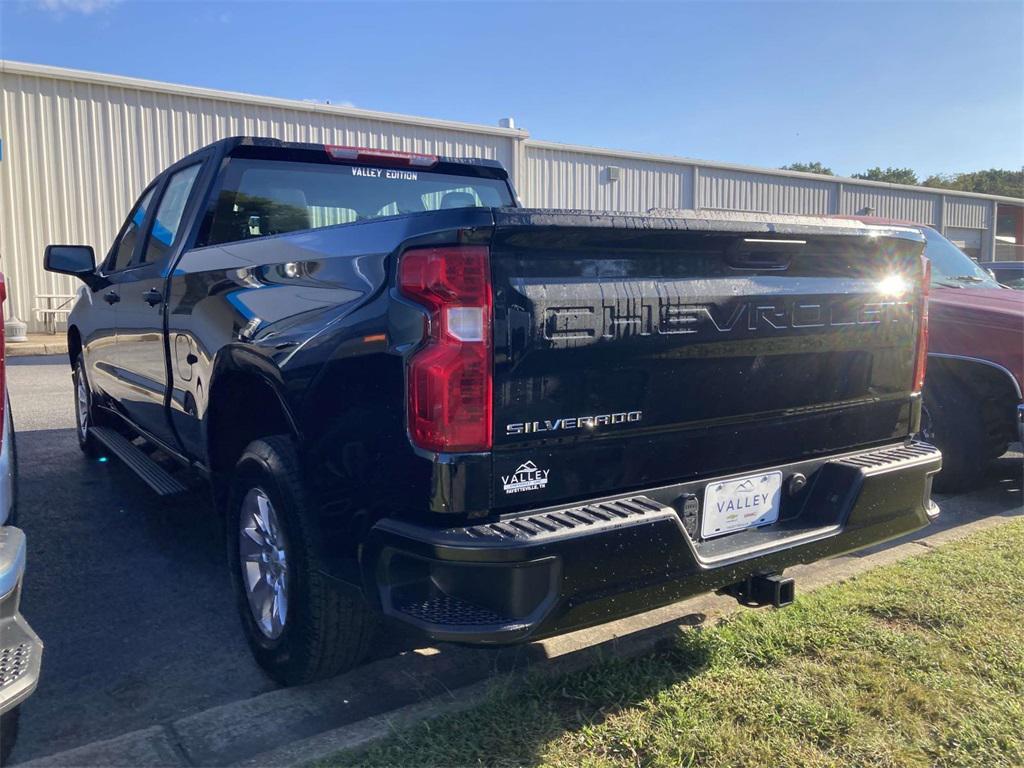 new 2026 Chevrolet Silverado 1500 car, priced at $39,095