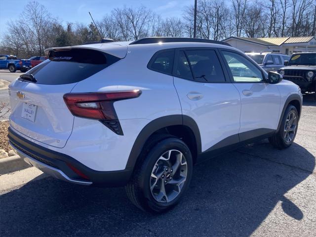 new 2025 Chevrolet Trax car, priced at $24,985