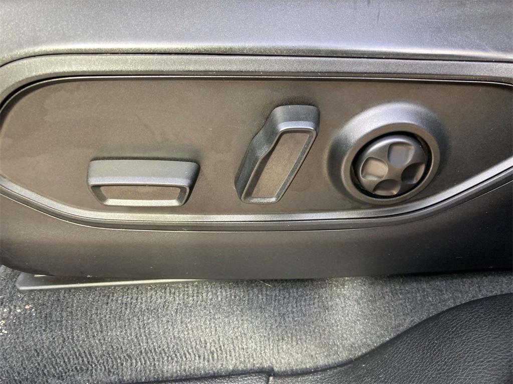 used 2023 Jeep Grand Cherokee car, priced at $27,211