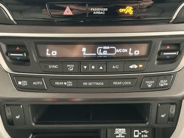 used 2022 Honda Pilot car, priced at $29,291