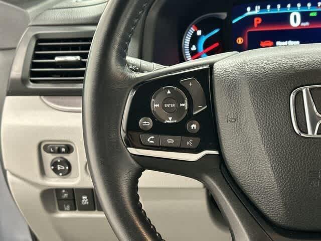 used 2022 Honda Pilot car, priced at $29,291