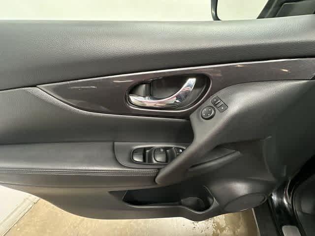 used 2018 Nissan Rogue car, priced at $15,464