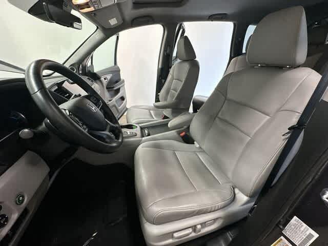 used 2022 Honda Pilot car, priced at $29,875