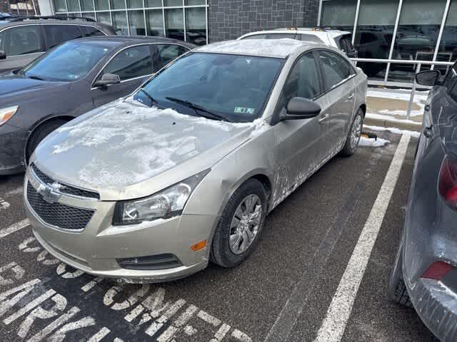 used 2014 Chevrolet Cruze car, priced at $5,348