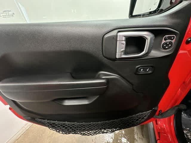 used 2021 Jeep Gladiator car, priced at $26,020